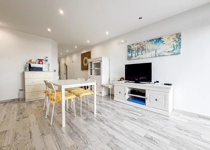 Mareverde Complex Whit Diffuse Pool And Chiringuito * Costa Adeje (Tenerife)